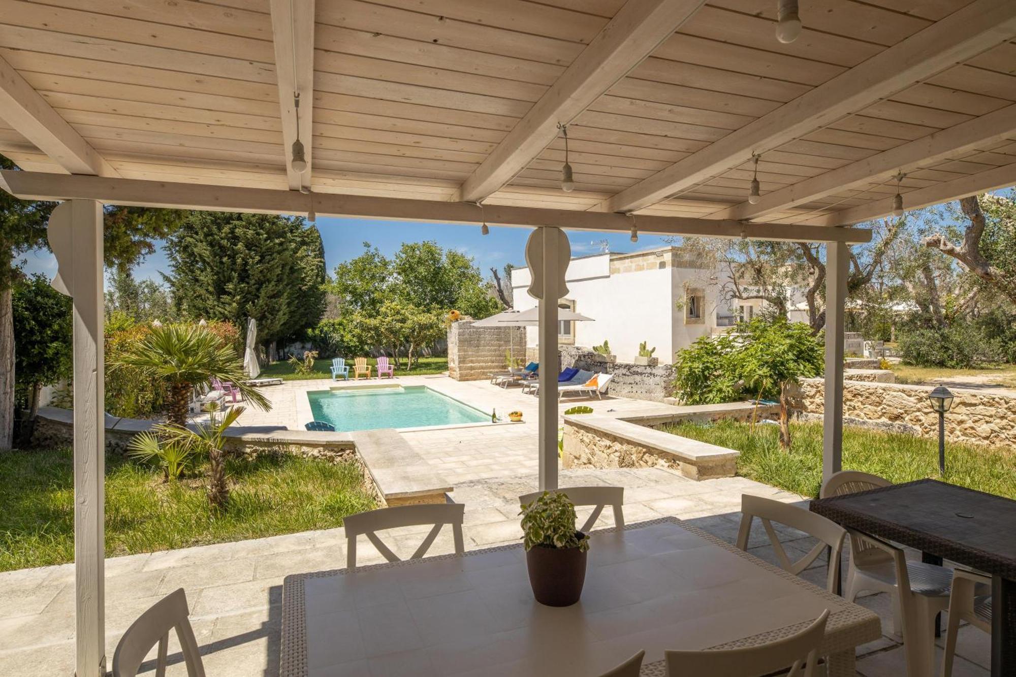Villa Enea Poggiardo Exterior photo